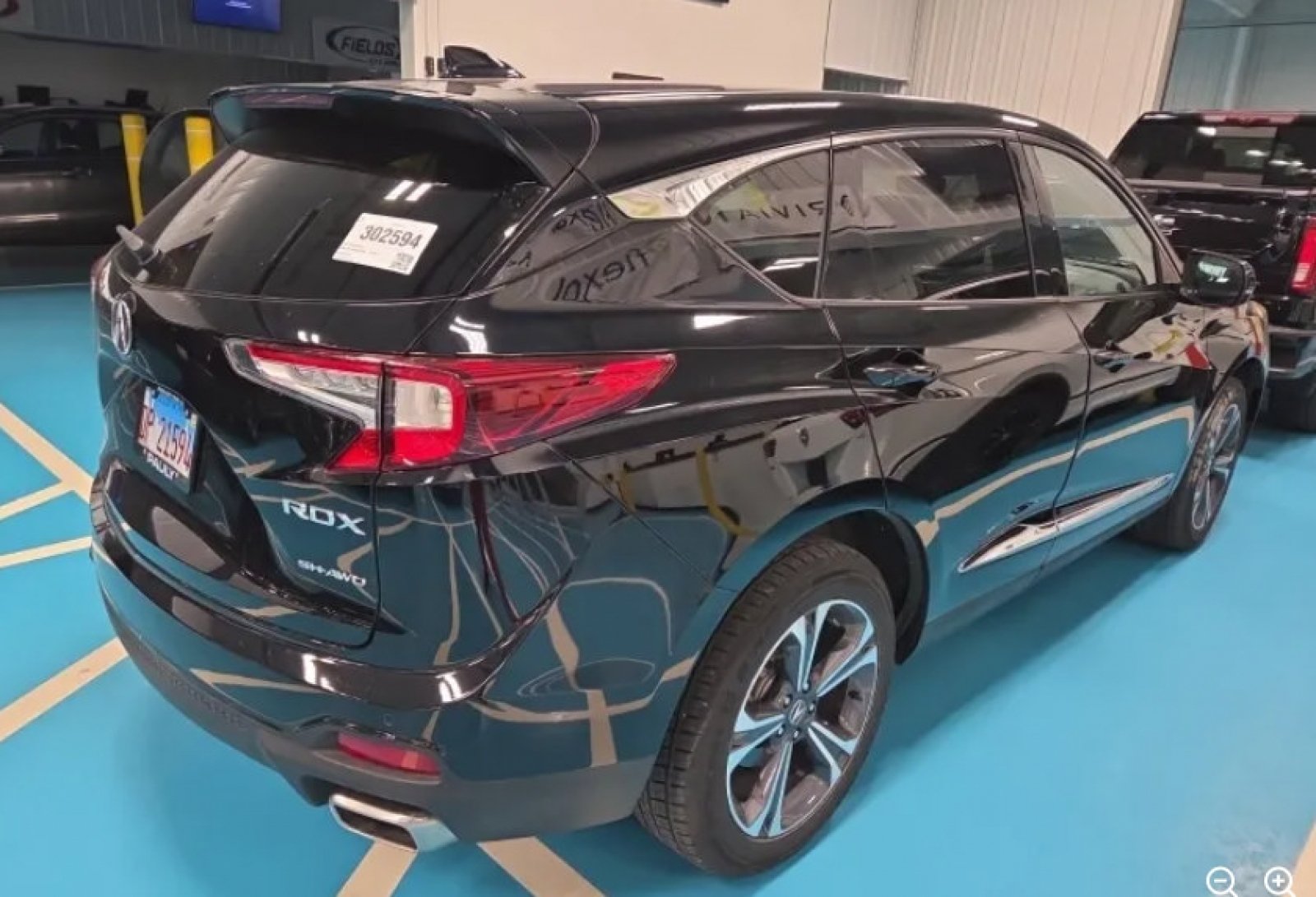 Used 2022 Acura RDX AWD w/ Advance Package image 3