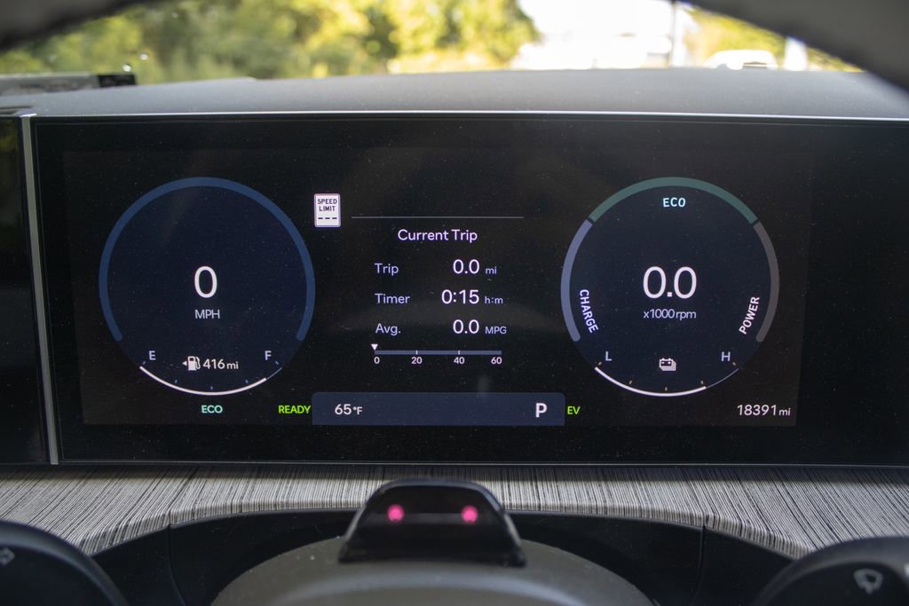 Used 2024 Hyundai Santa Fe Calligraphy image 15