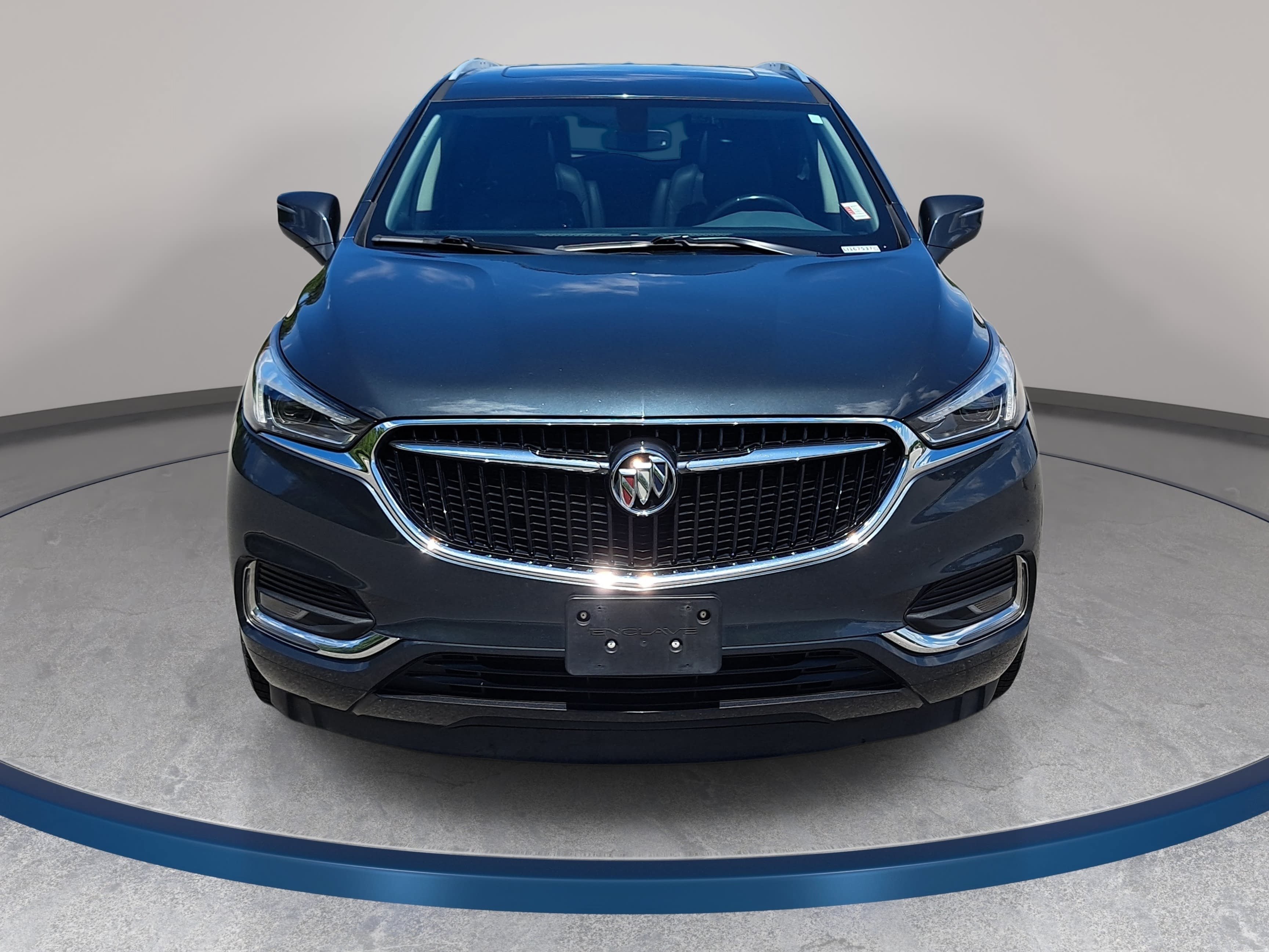 Used 2020 Buick Enclave Essence w/ Sound and Sites Package AWD/4WD image 2
