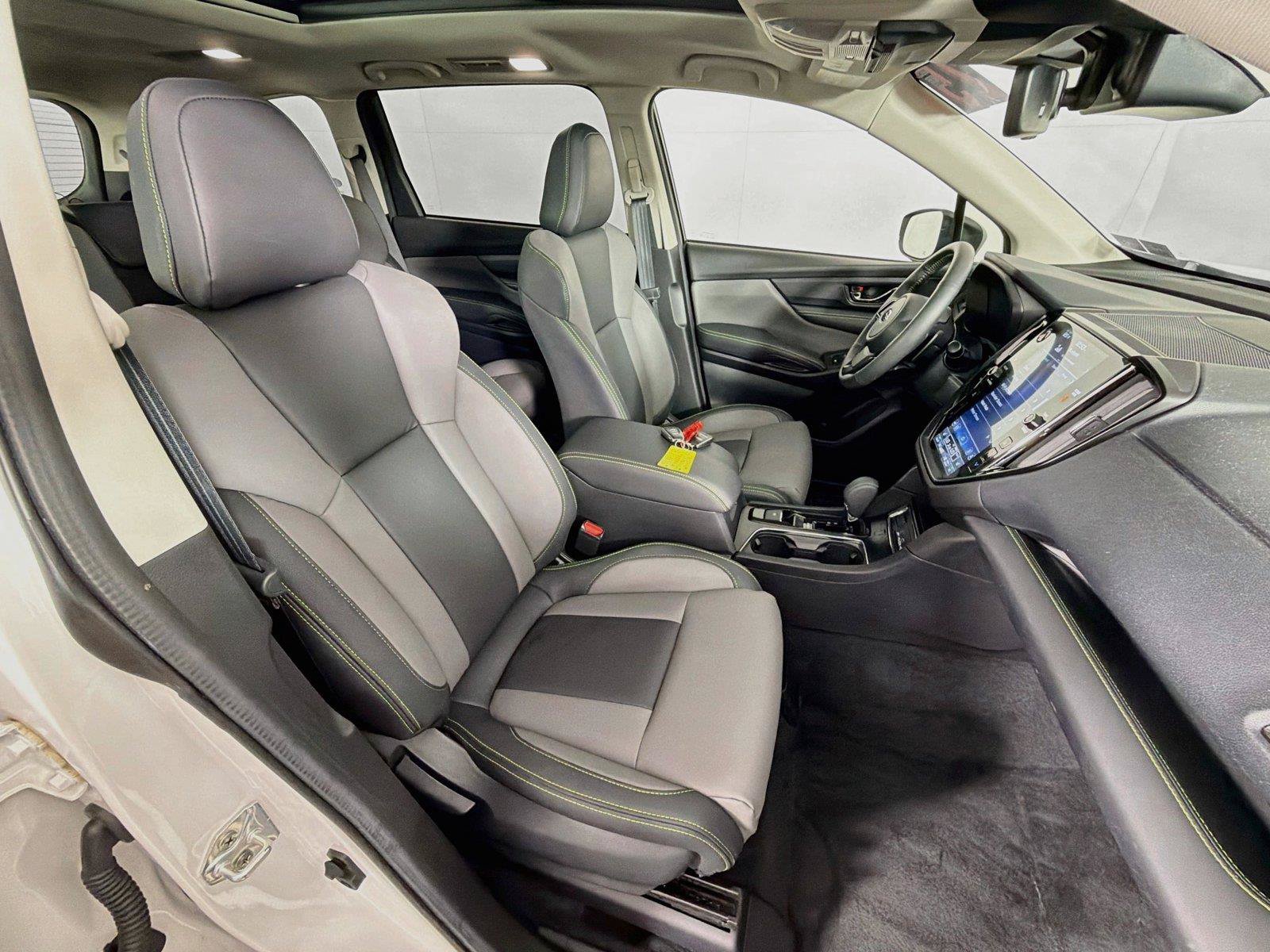 Used 2025 Subaru Ascent Onyx Edition AWD/4WD image 30