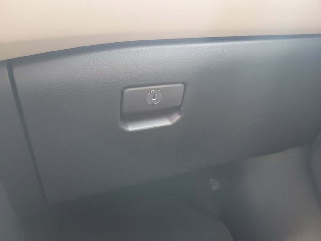 Used 2023 Toyota Highlander Limited FWD image 49