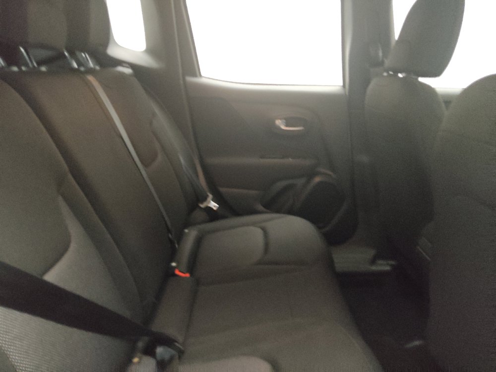 Used 2021 Jeep Renegade Sport FWD image 19