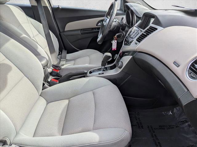 Used 2014 Chevrolet Cruze LT image 21