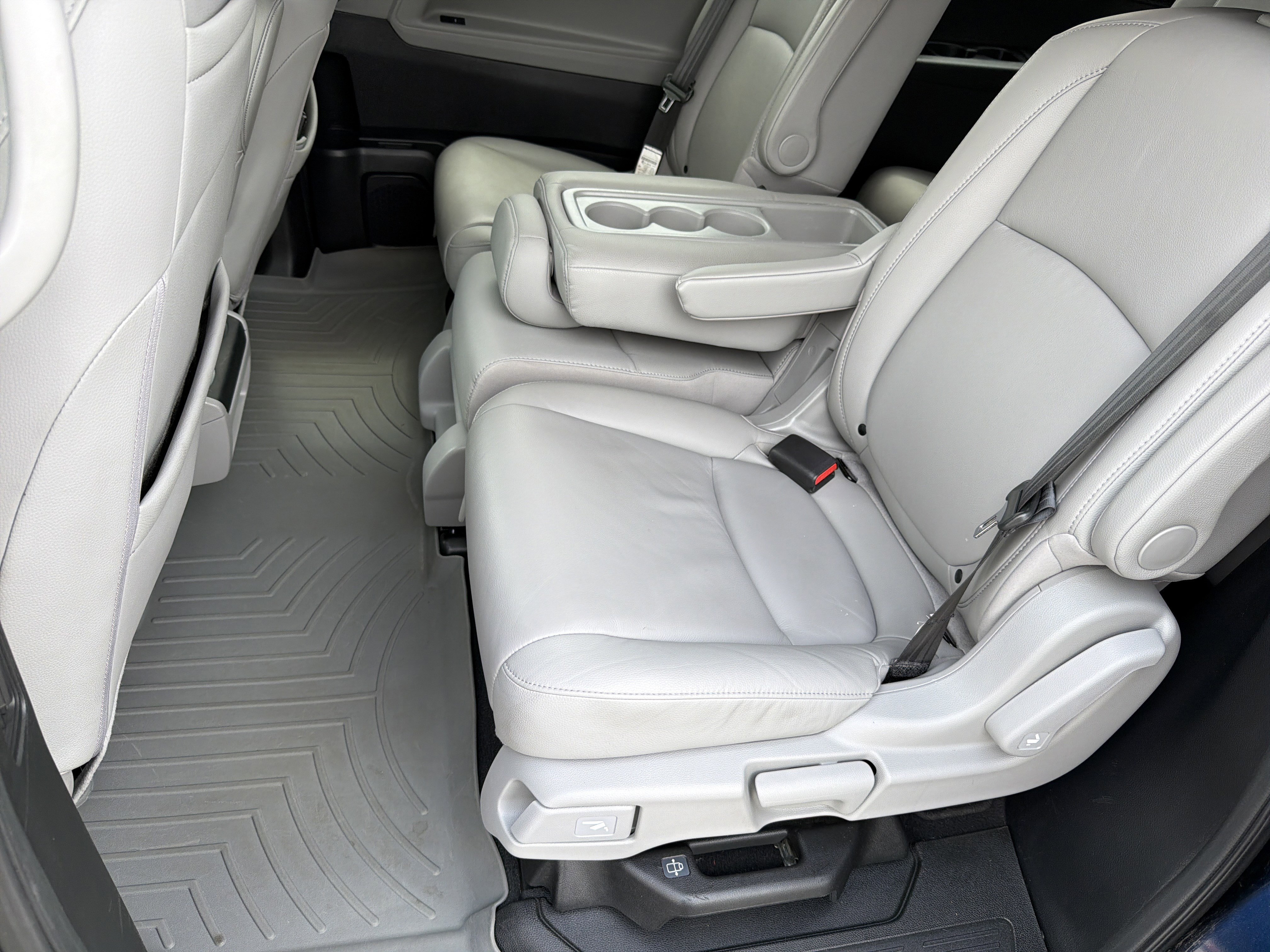 Used 2020 Honda Odyssey Elite image 64