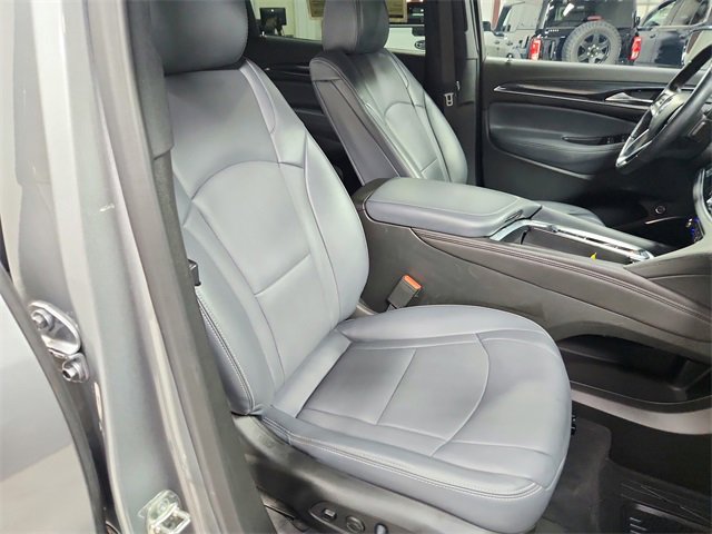 Used 2024 Buick Enclave Premium image 42