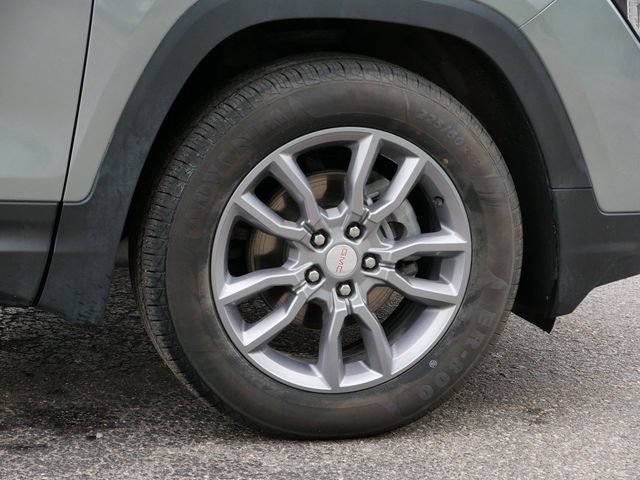 Used 2024 GMC Terrain SLT AWD/4WD image 7