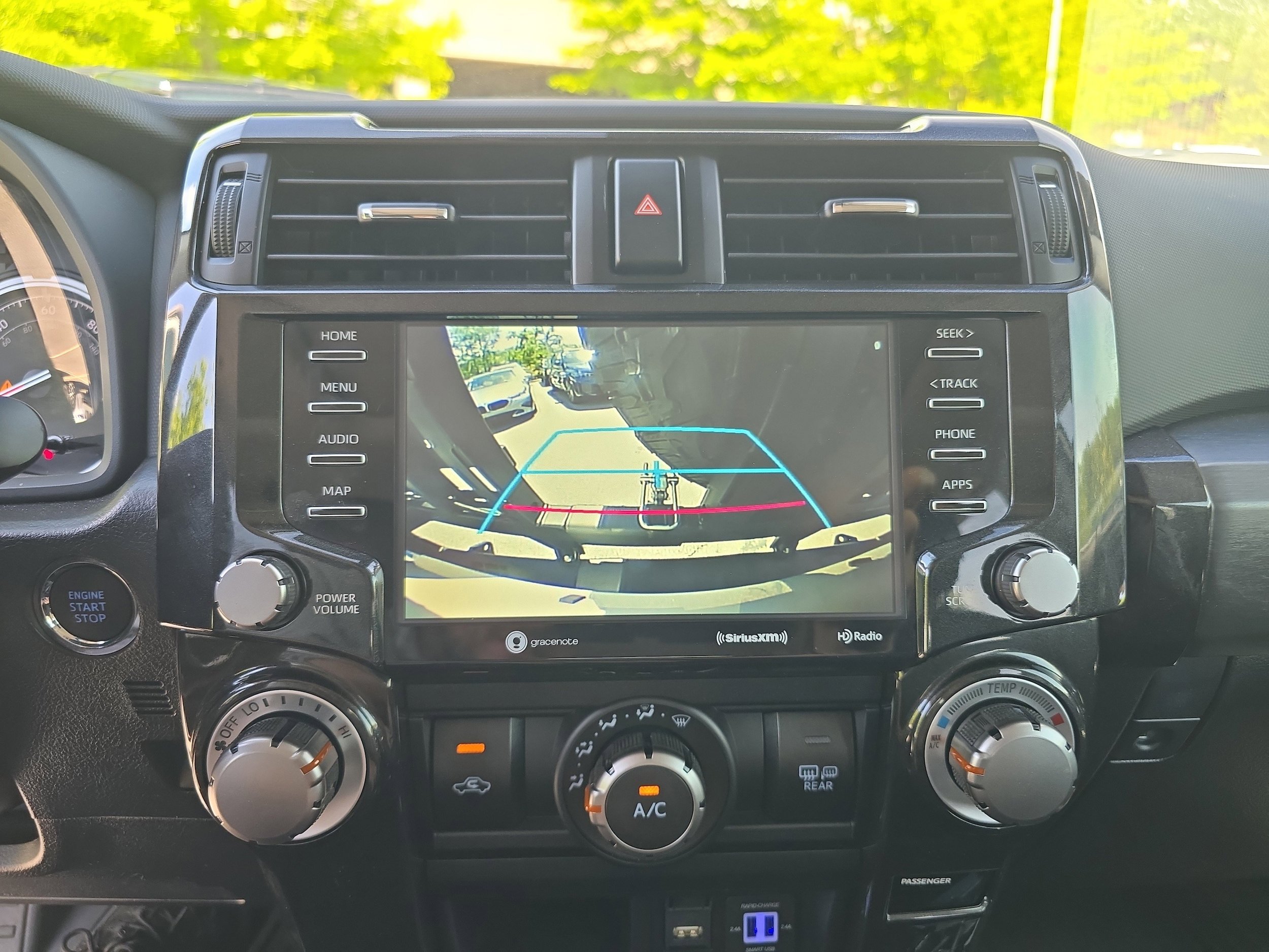 Used 2023 Toyota 4Runner TRD Off-Road Premium w/ Moonroof Package AWD/4WD image 27