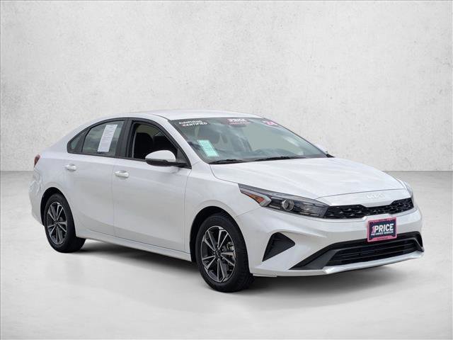 Used 2024 Kia Forte LXS w/ LXS Technology Package FWD image 3