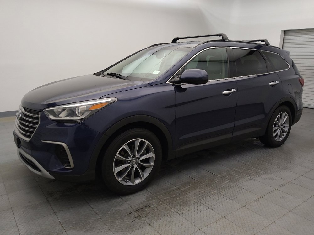 Used 2017 Hyundai Santa Fe SE image 2