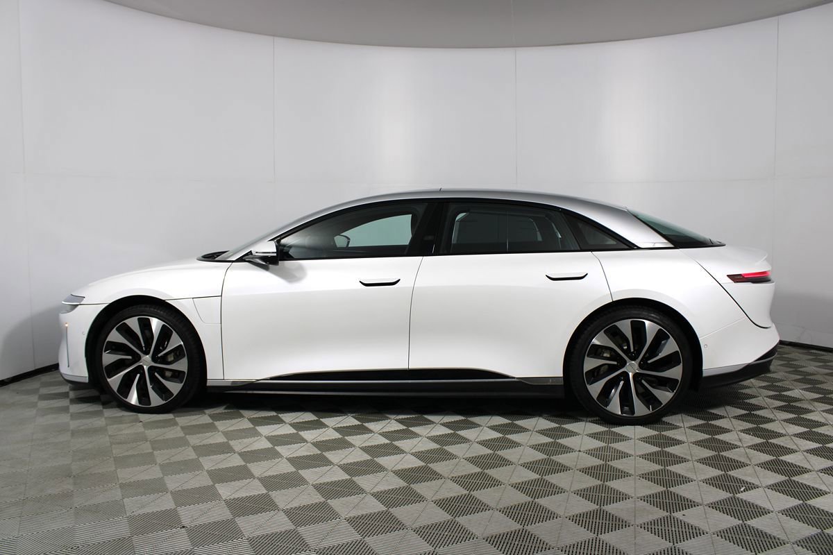 Used 2023 Lucid Air Touring image 40