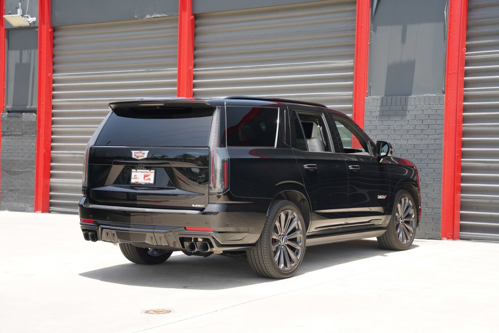 Used 2025 Cadillac Escalade V AWD/4WD image 10