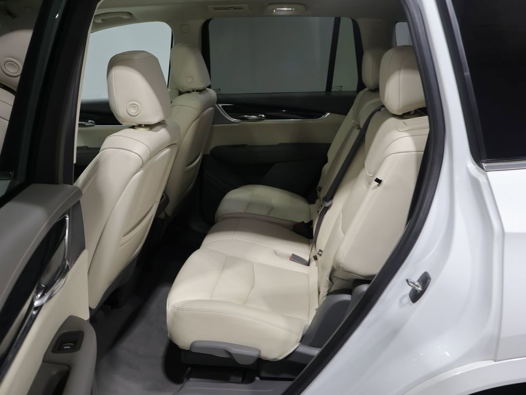 Used 2023 Cadillac XT6 Premium Luxury AWD/4WD image 19