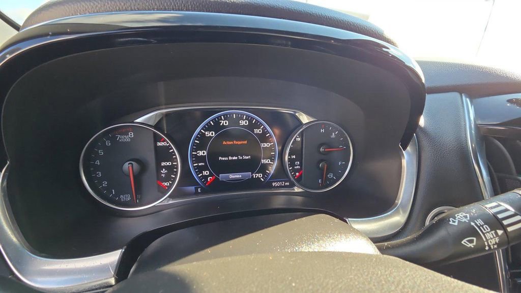 Used 2023 Chevrolet Traverse Premier w/ Redline Edition image 19