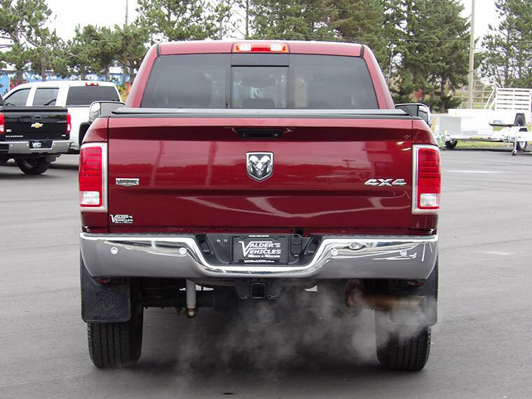 Used 2017 RAM 3500 Laramie w/ Convenience Group image 4