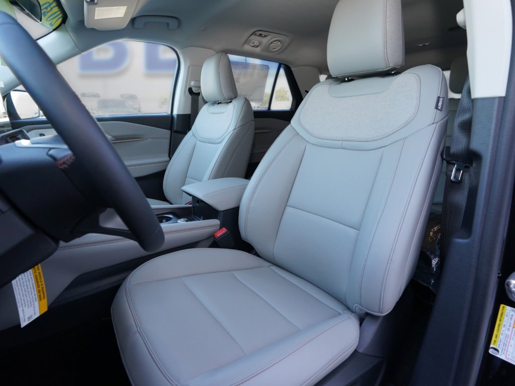 New 2026 Ford Explorer Active w/ Active Comfort Package AWD/4WD image 12
