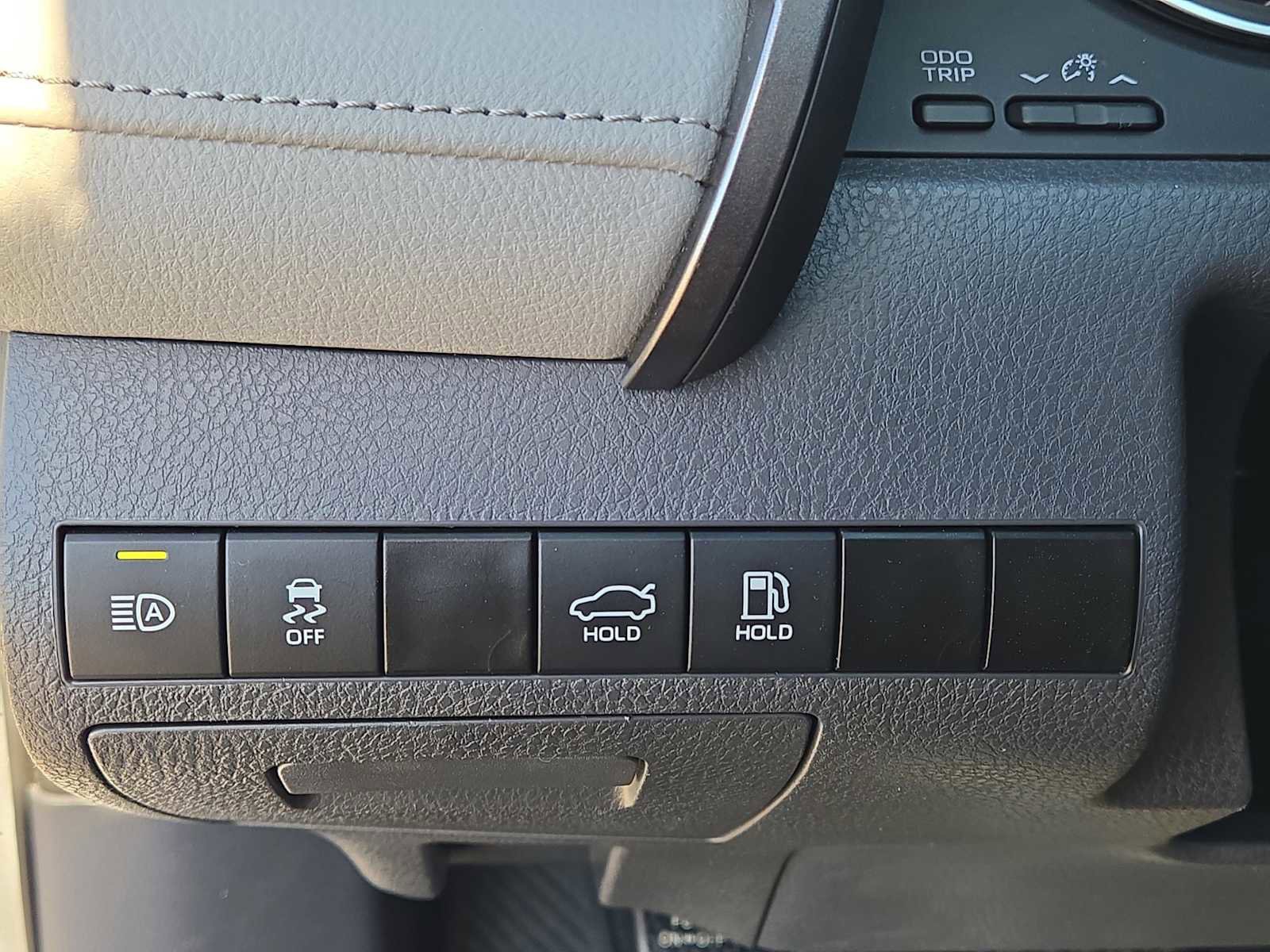 Used 2024 Toyota Camry LE w/ Convenience Package image 22