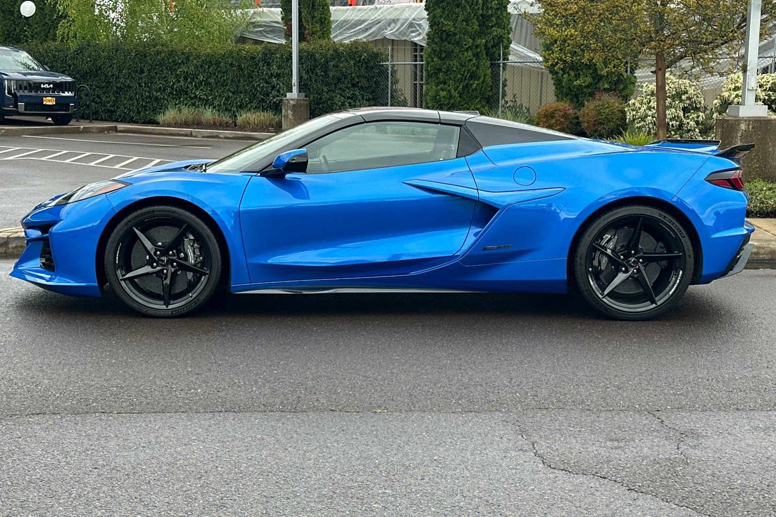 Used 2025 Chevrolet Corvette E-Ray AWD/4WD image 7
