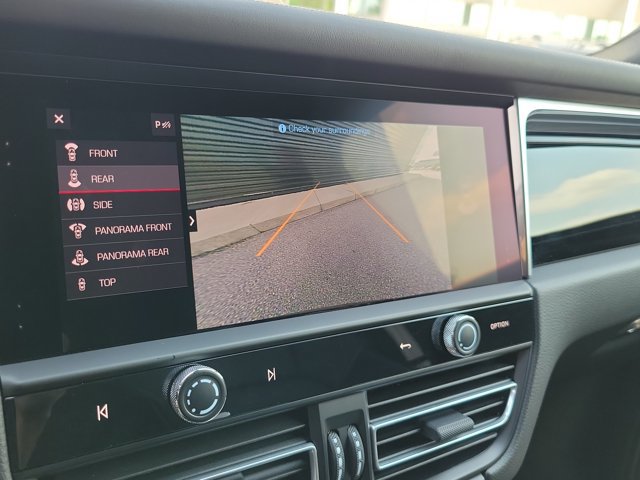 Certified 2026 Porsche Macan Turbo AWD/4WD image 34