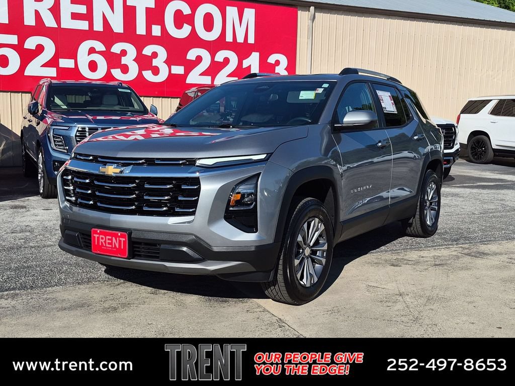 Used 2025 Chevrolet Equinox LT w/ Convenience Package II FWD image 1