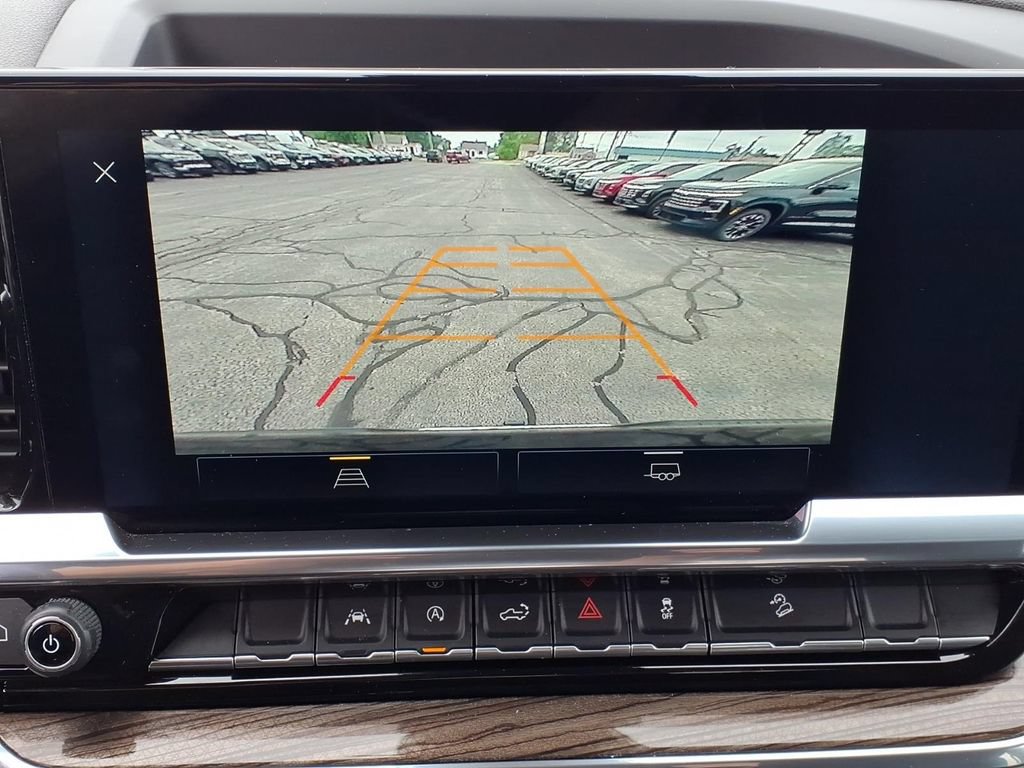 Used 2022 Chevrolet Silverado 1500 LT AWD/4WD image 6