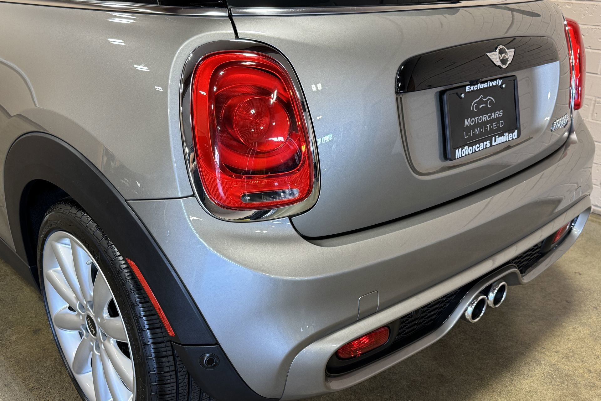 Used 2017 MINI Cooper S FWD image 15