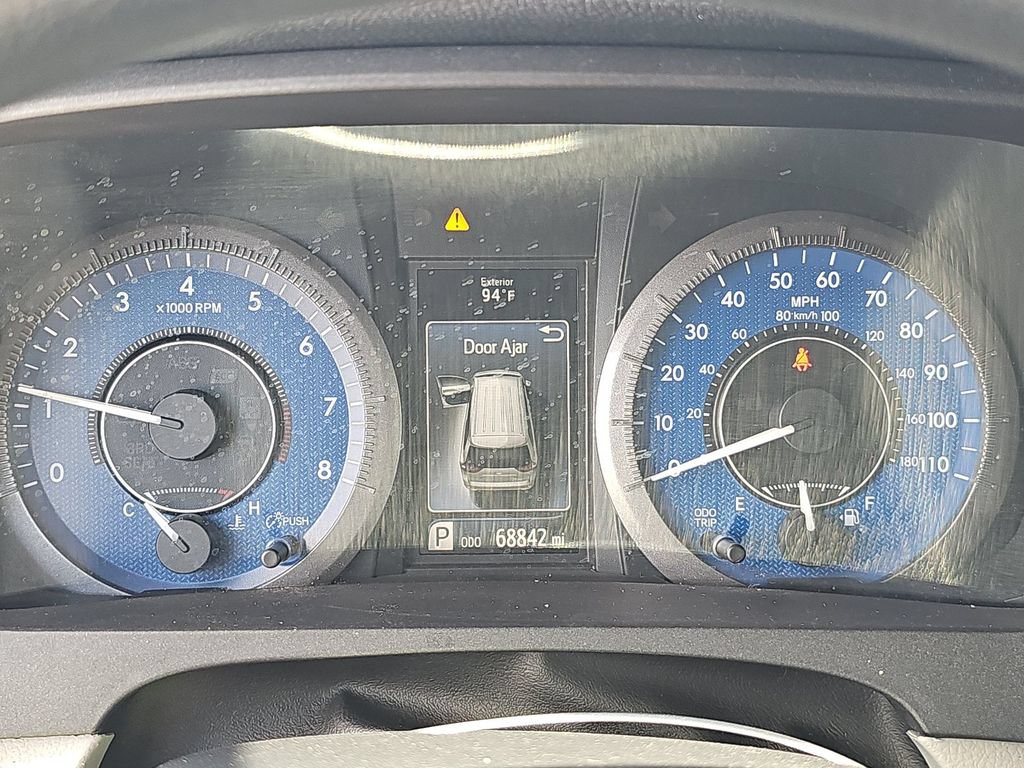 Used 2020 Toyota Sienna LE FWD image 2