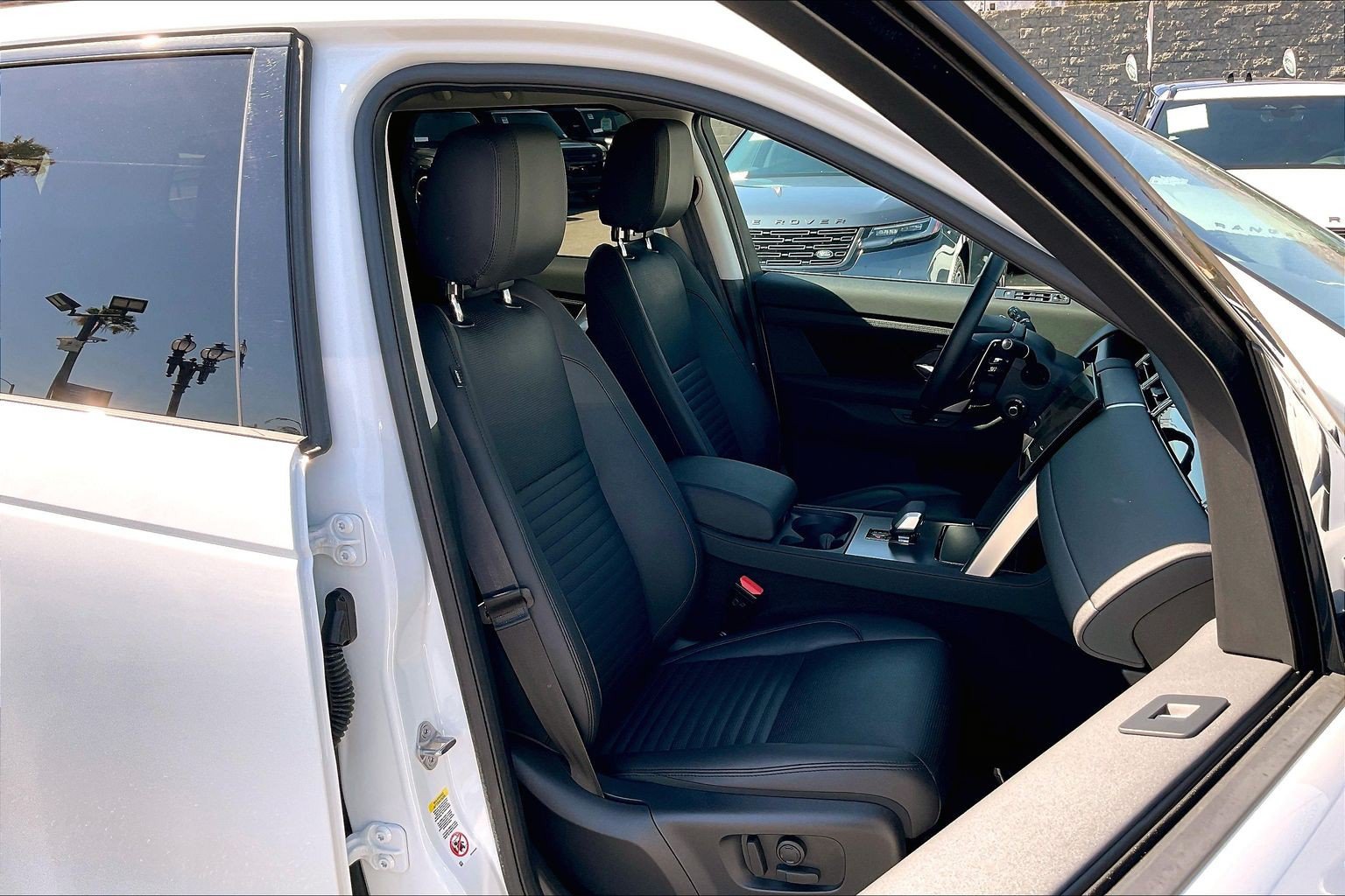 Certified 2025 Land Rover Discovery Sport S AWD/4WD image 7