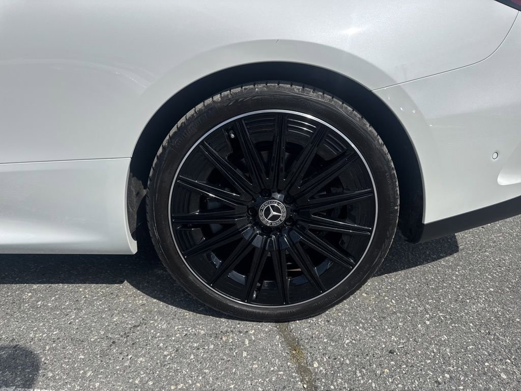 Used 2024 Mercedes-Benz CLE 450 4MATIC Cabriolet image 27