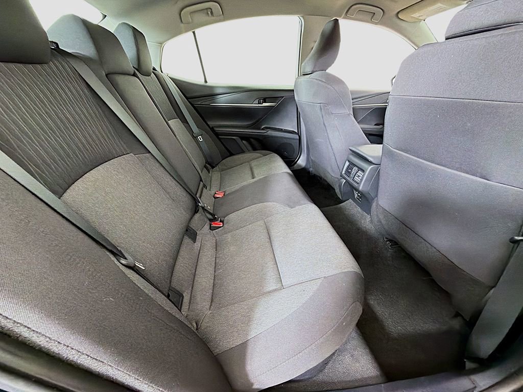 Used 2025 Toyota Camry LE image 23