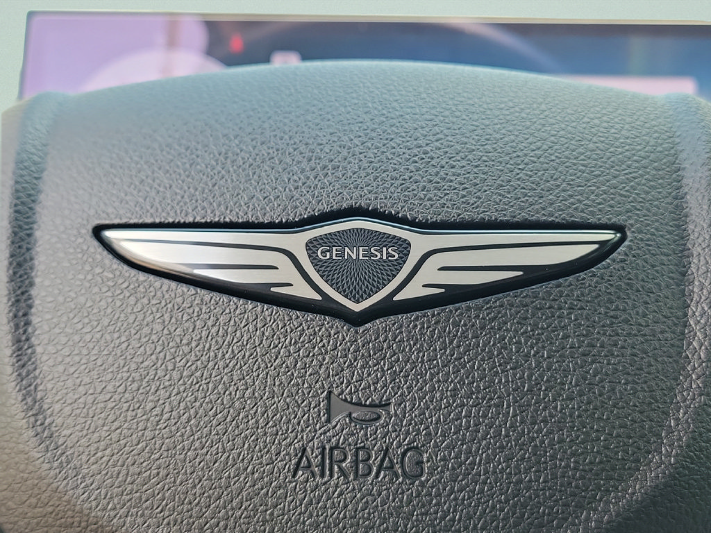 New 2026 Genesis GV70 2.5T Advanced AWD/4WD image 23