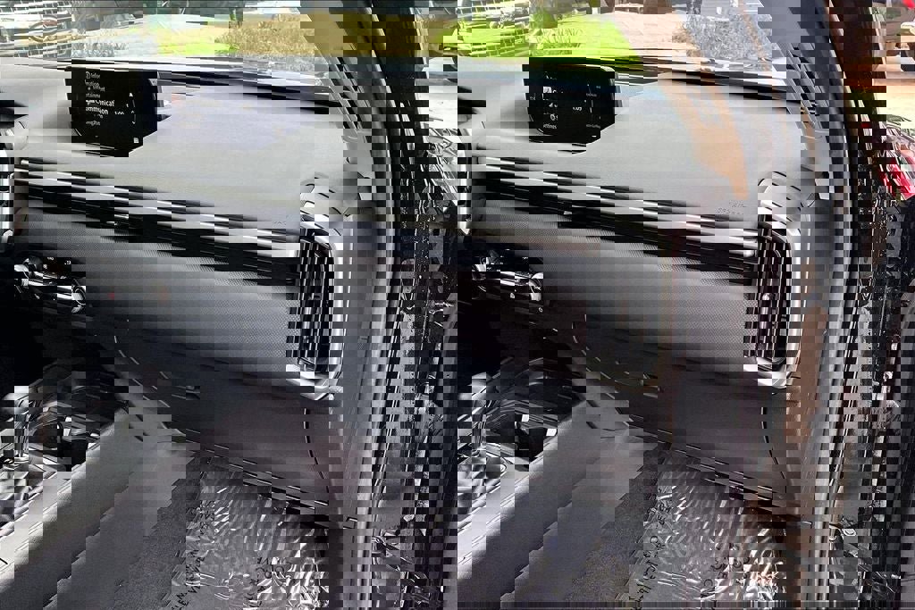 Used 2025 MAZDA CX-50 AWD 2.5 S w/ Cargo Package image 16