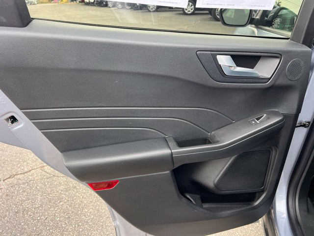 Used 2022 Ford Escape SEL w/ Technology Package AWD/4WD image 15