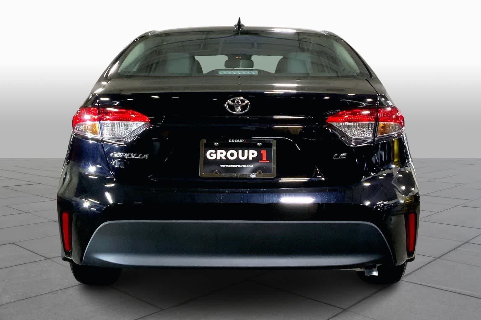 Used 2026 Toyota Corolla LE FWD image 4