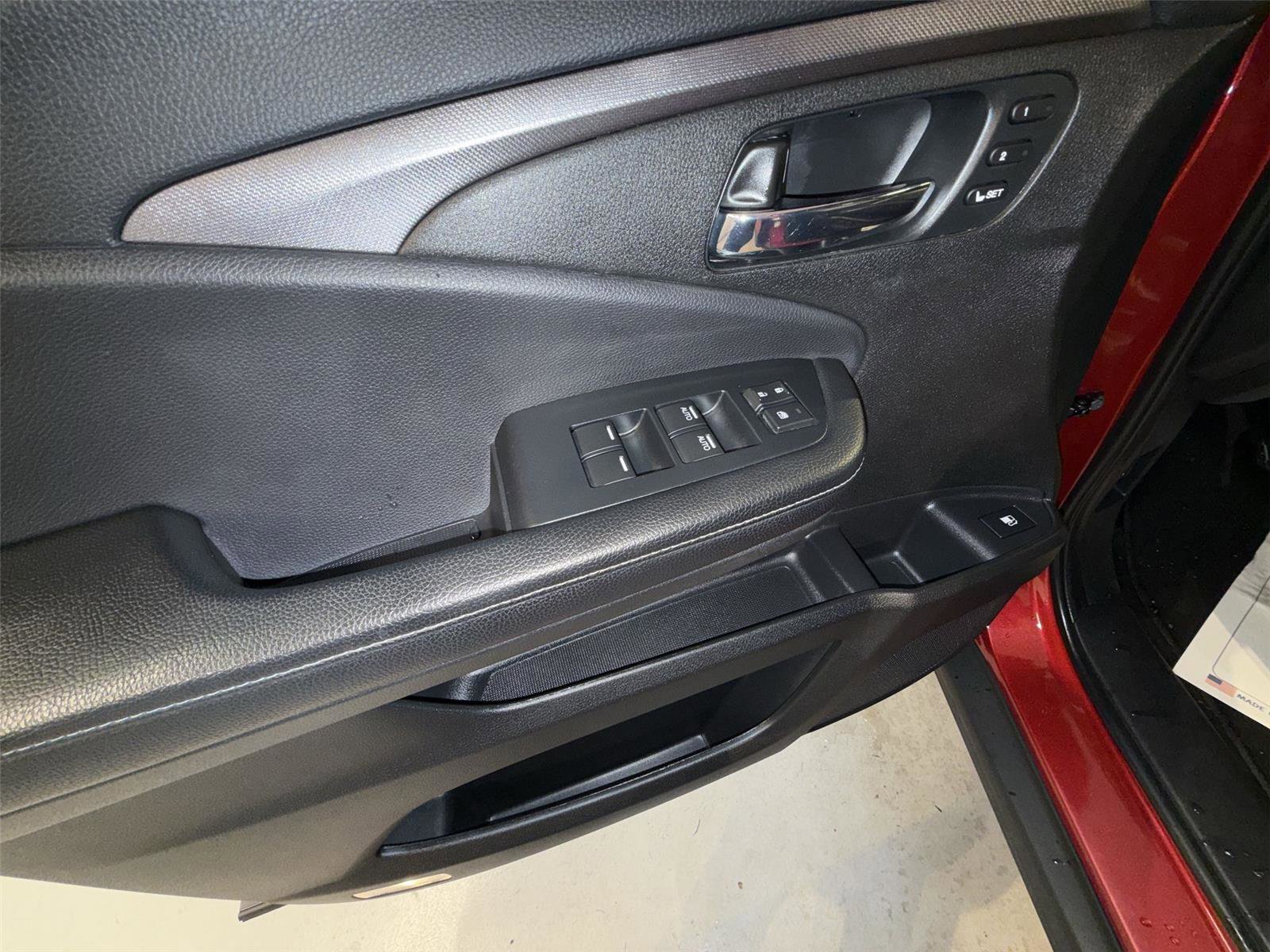 Used 2023 Honda Ridgeline RTL-E image 15