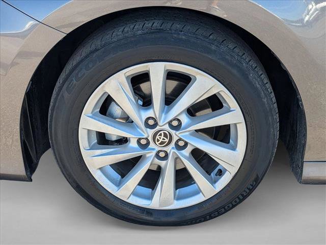 Used 2023 Toyota Camry LE image 22