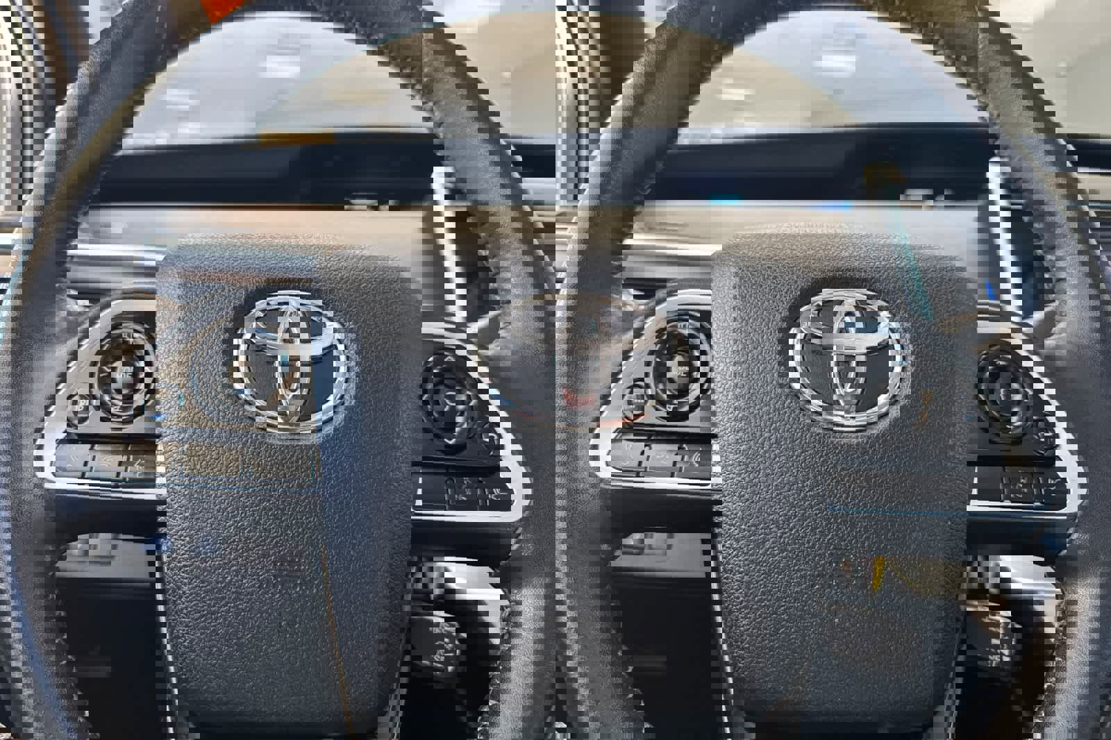 Used 2016 Toyota Mirai image 24