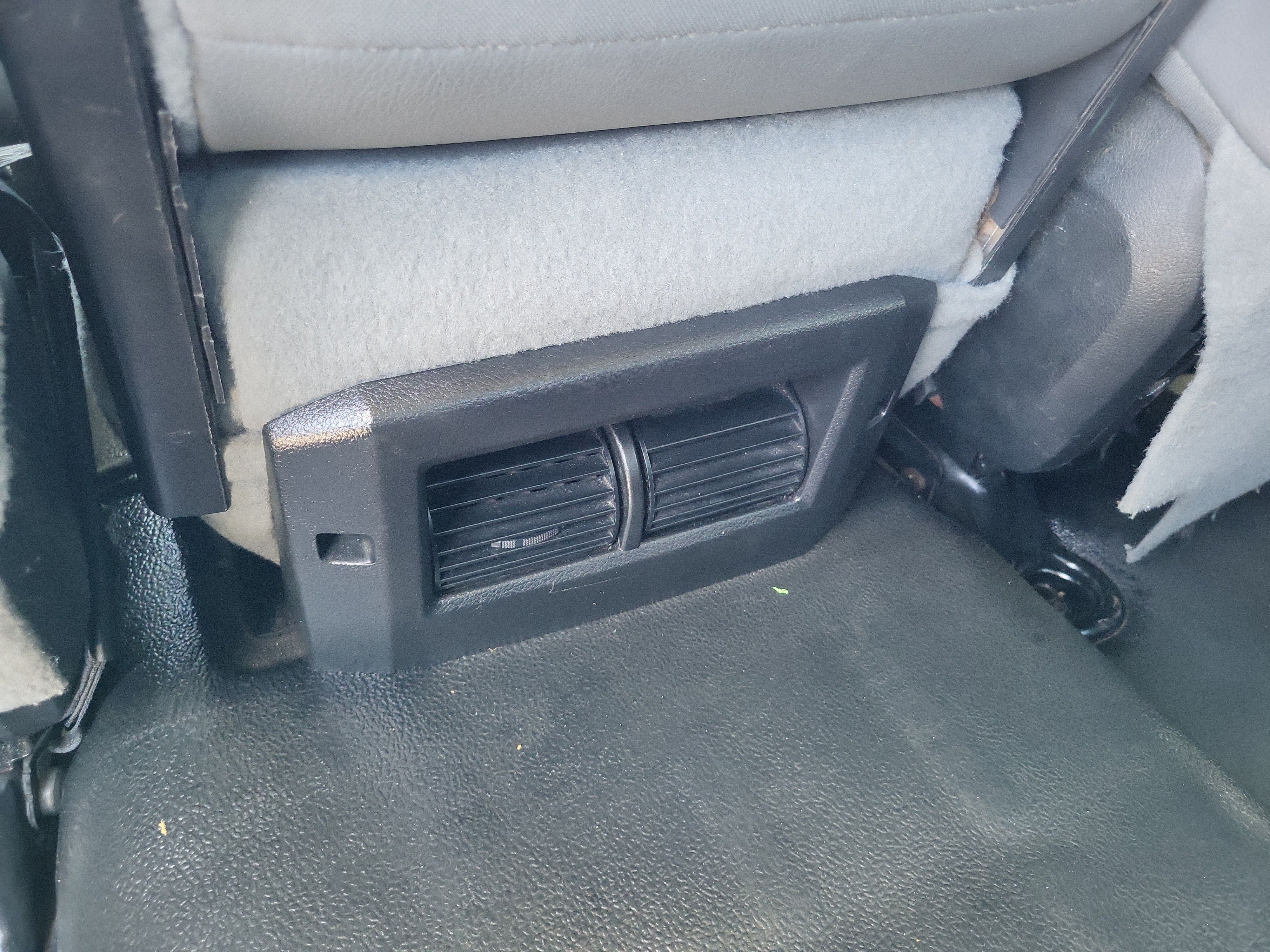 Used 2018 RAM 3500 Tradesman RWD image 15