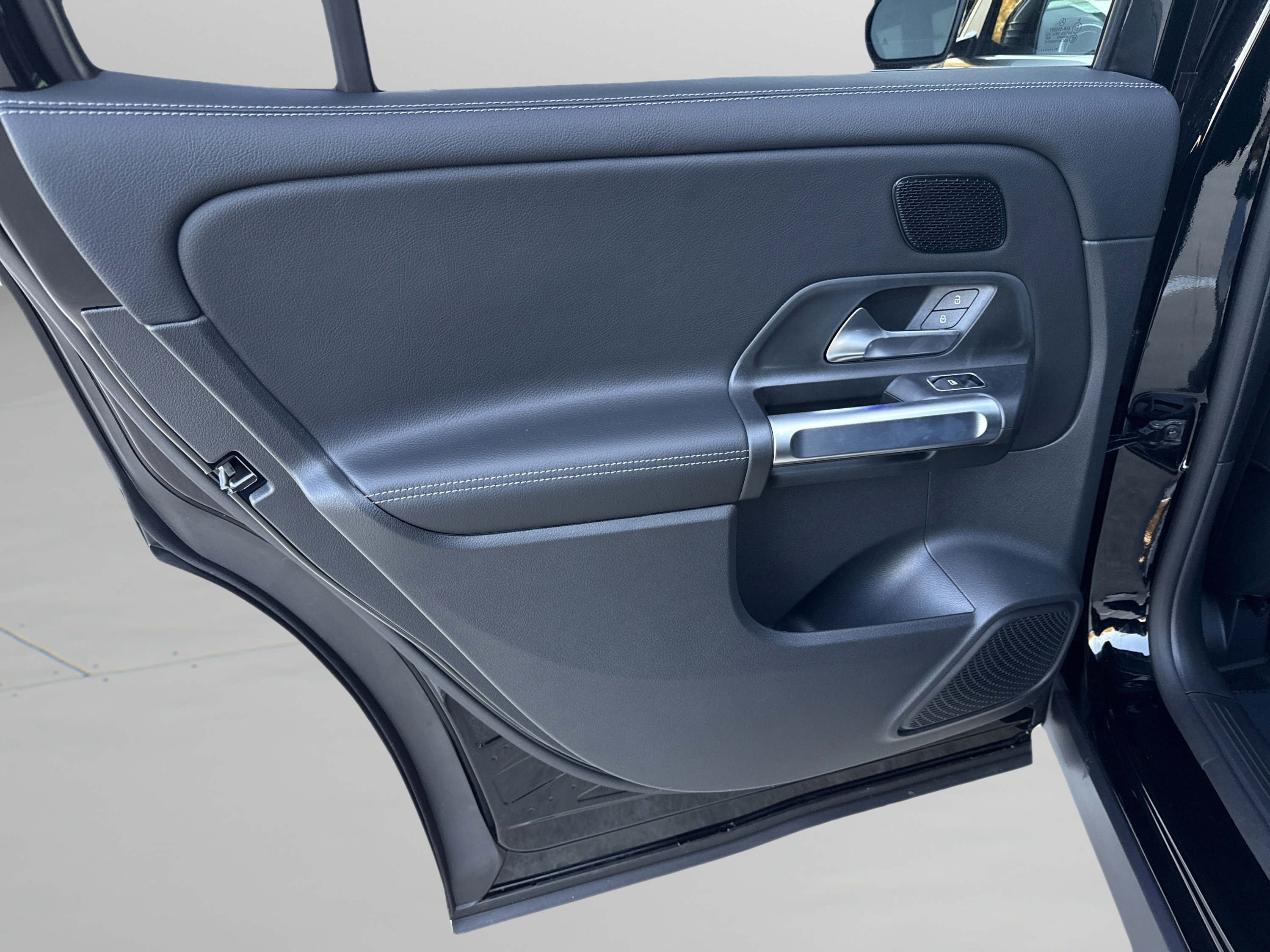 New 2026 Mercedes-Benz GLB 250 image 27