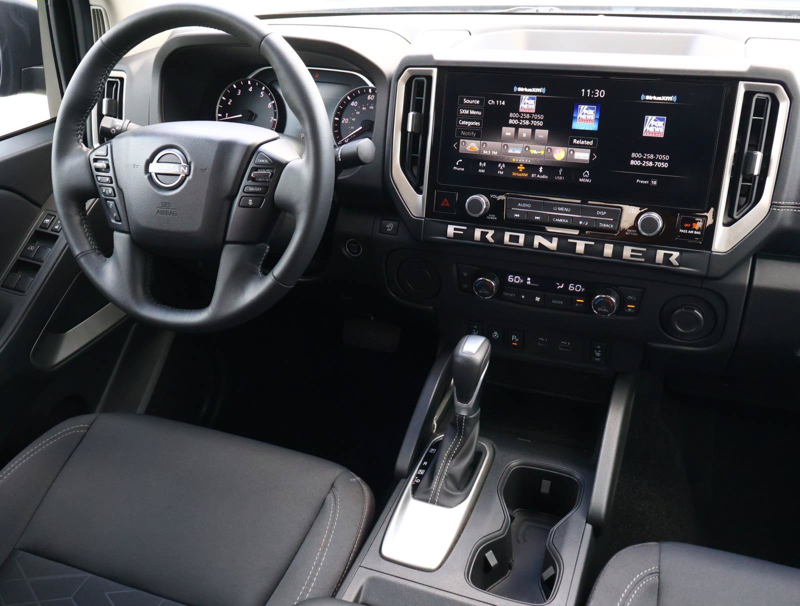 Used 2025 Nissan Frontier SV w/ SV Convenience Package RWD image 11