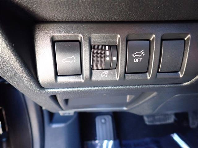 Used 2025 Subaru Outback Premium AWD/4WD image 16