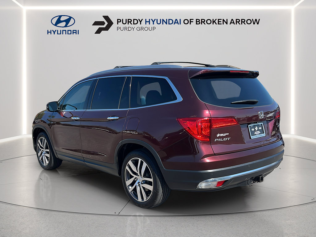 Used 2017 Honda Pilot Touring image 7