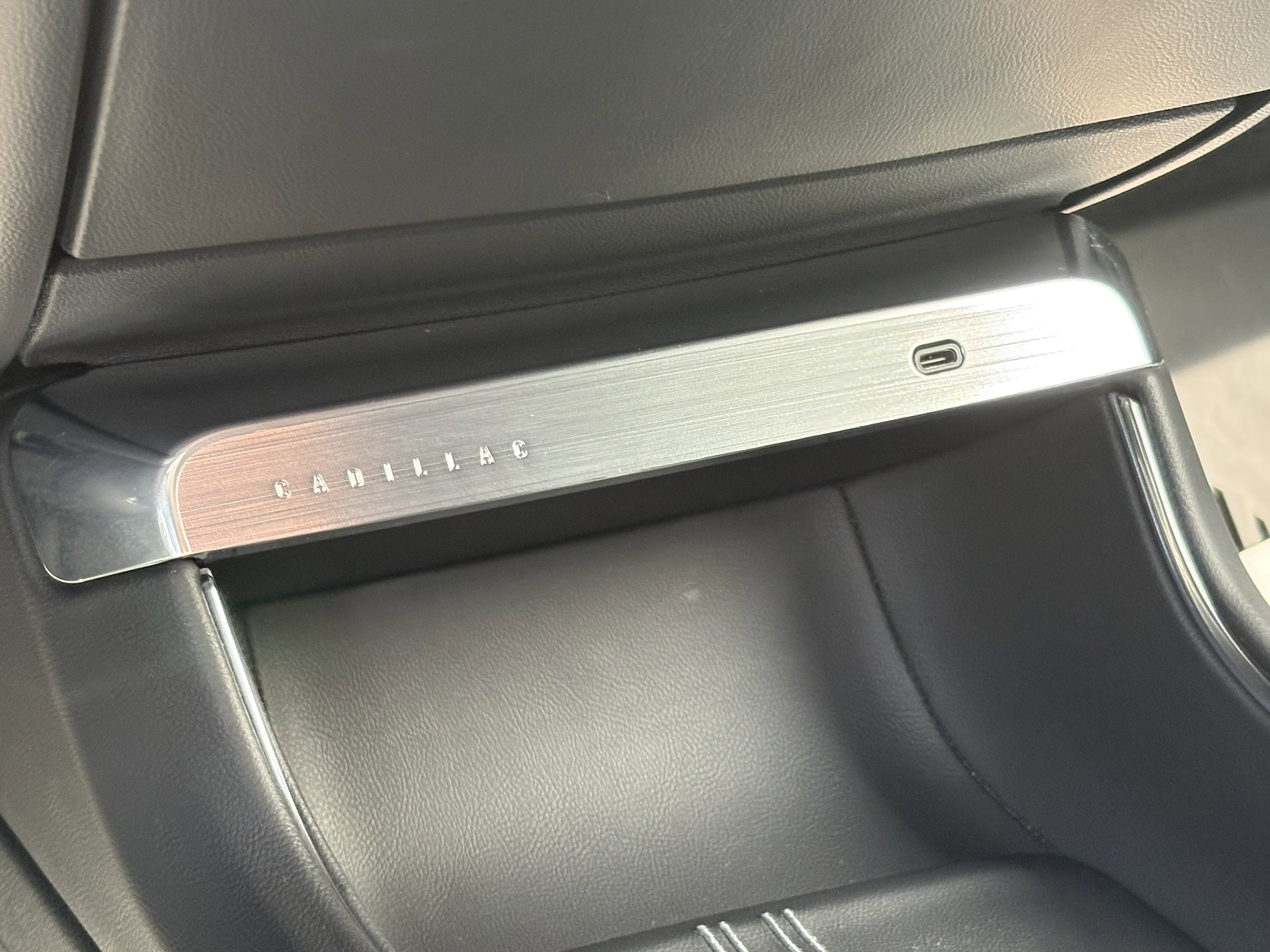 Used 2024 Cadillac Lyriq Luxury w/ LPO, Floor Liner Package image 28