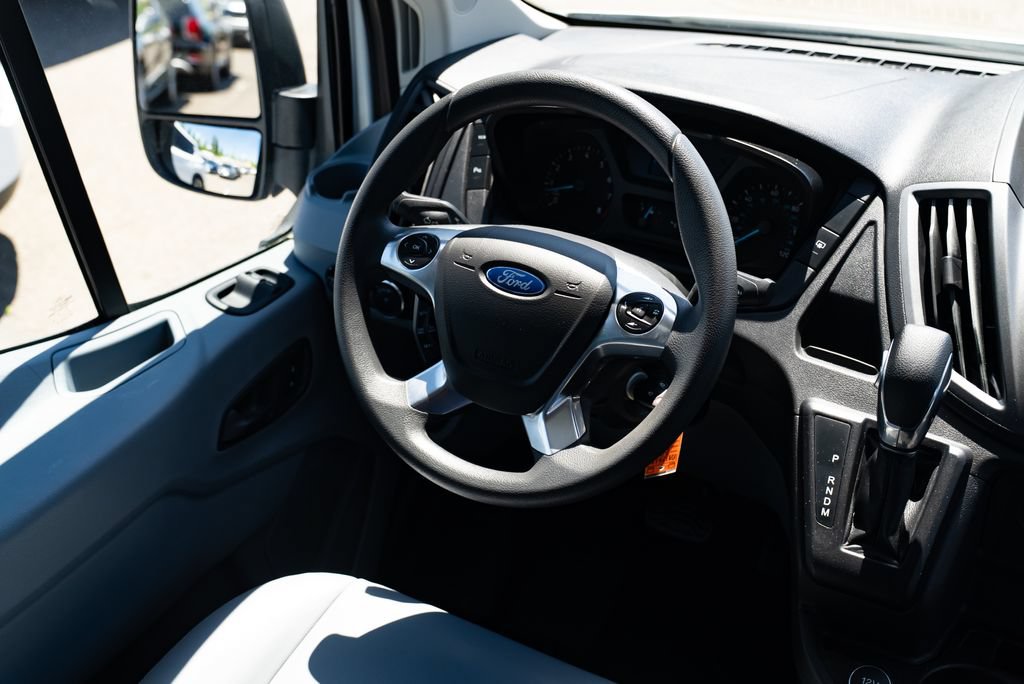 Used 2018 Ford Transit 350 XL RWD image 9