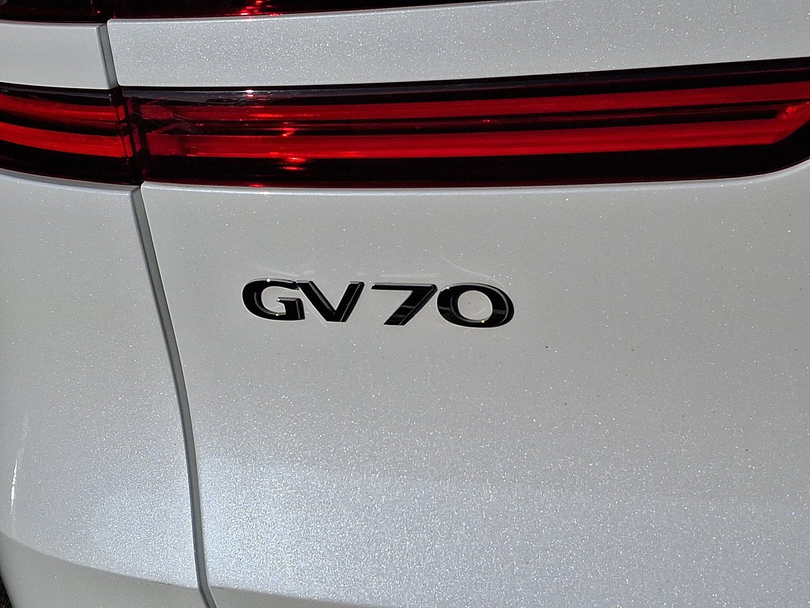 Used 2025 Genesis GV70 2.5T AWD/4WD image 30