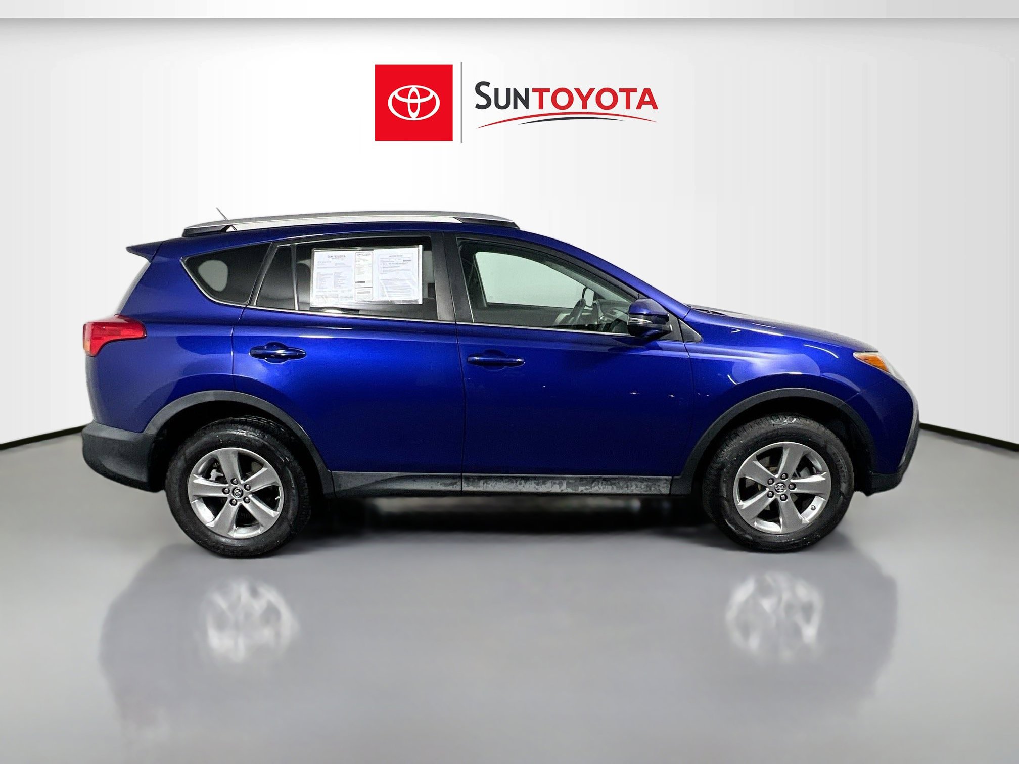 Used 2015 Toyota RAV4 XLE image 2