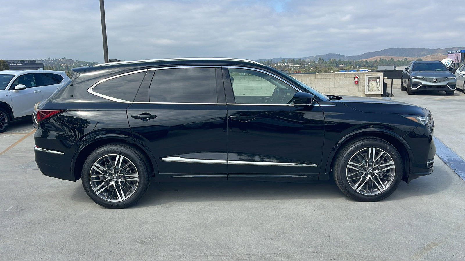 New 2026 Acura MDX SH-AWD w/ Advance Package image 6