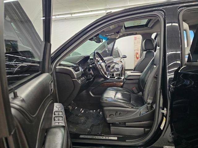 Used 2018 Chevrolet Tahoe LT w/ RST Edition AWD/4WD image 26
