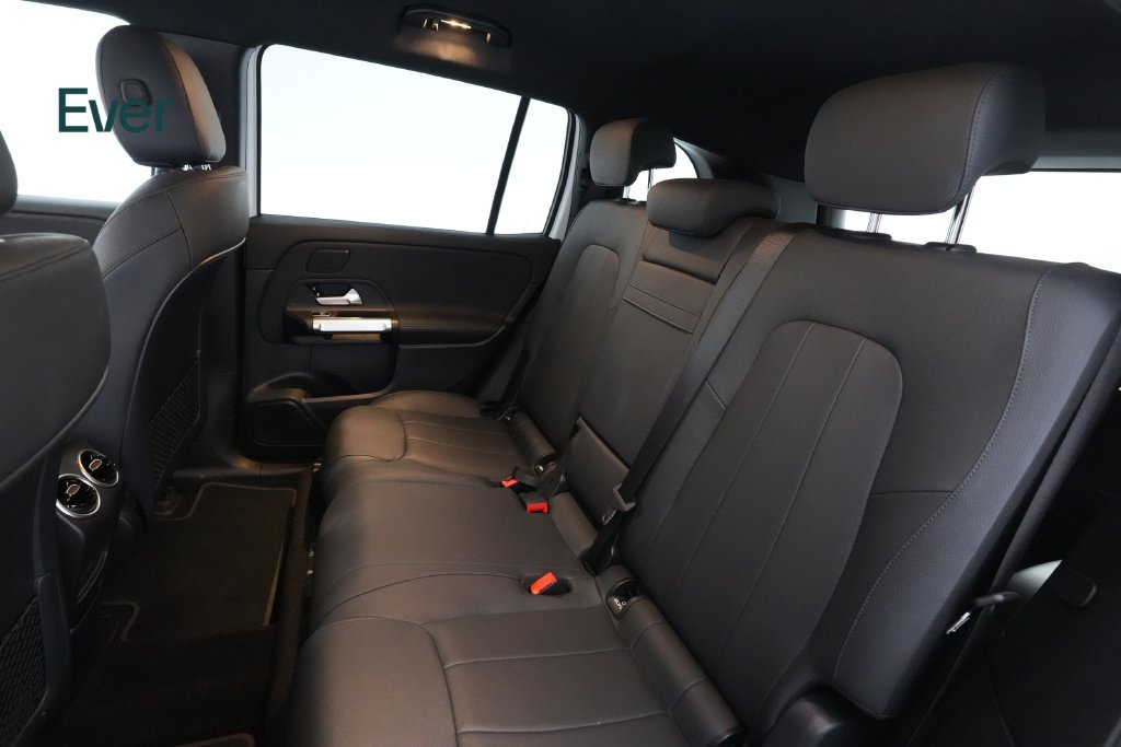 Used 2024 Mercedes-Benz EQB 250+ w/ Driver Assistance Package image 24