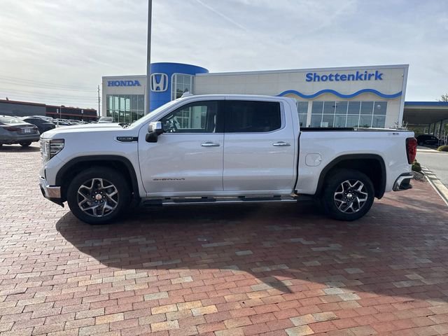 Used 2024 GMC Sierra 1500 SLT w/ SLT Premium Plus Package AWD/4WD image 3