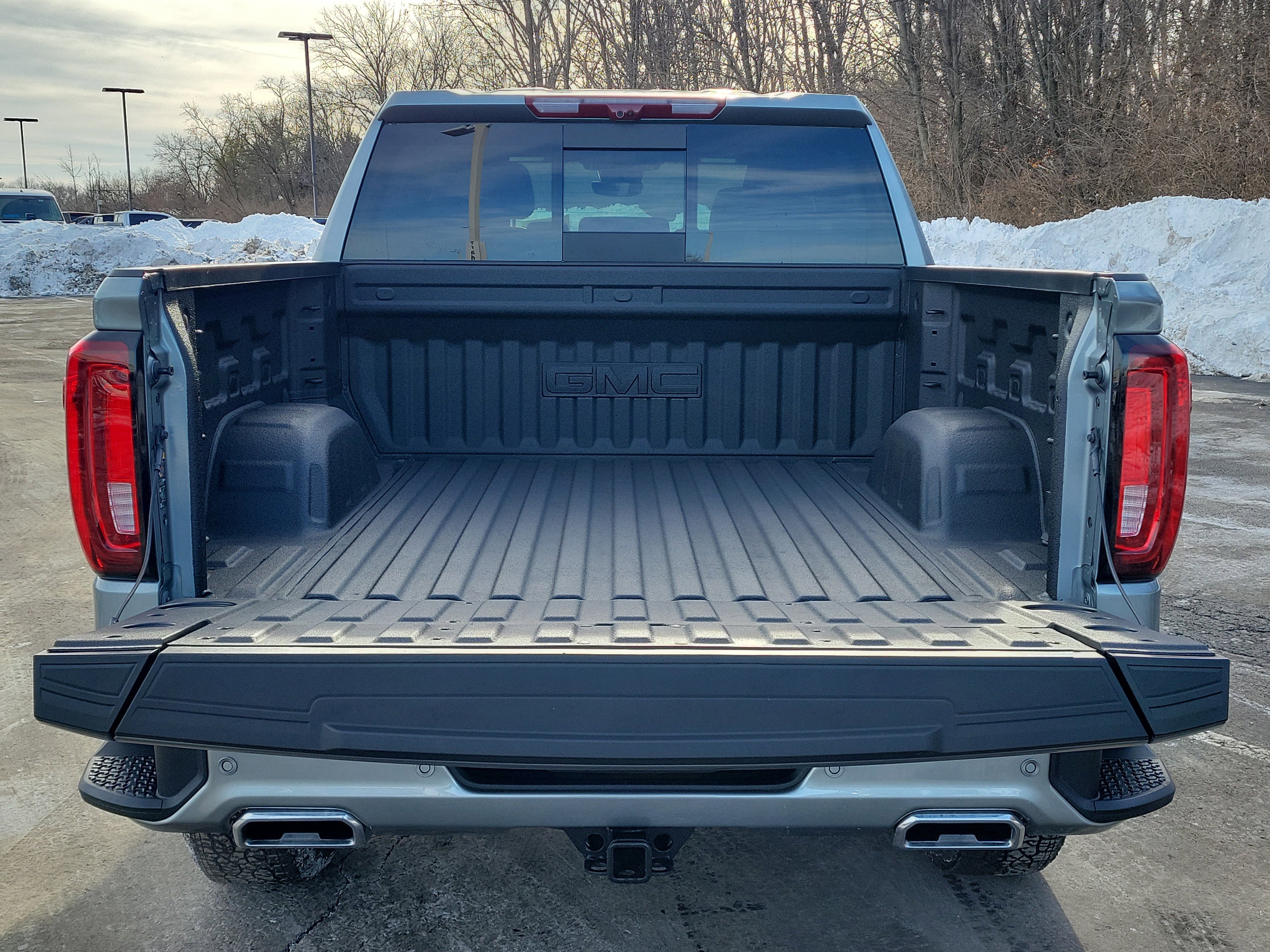 Used 2026 GMC Sierra 1500 AT4 w/ AT4 Premium Package image 8